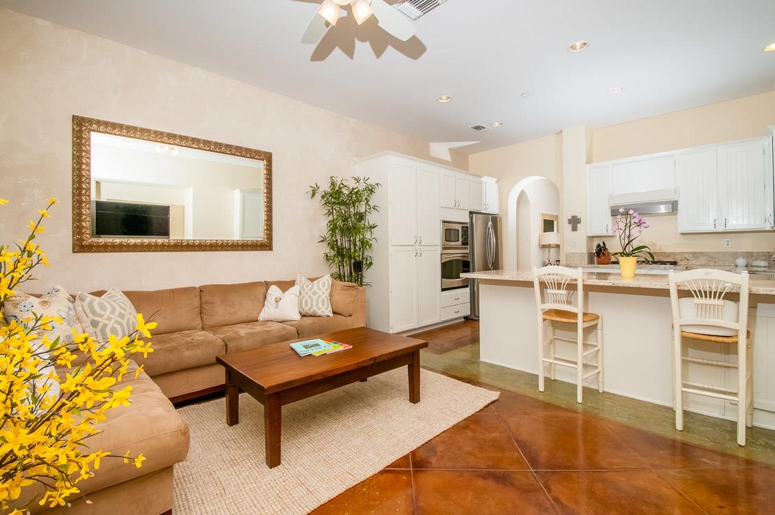 1018 Alexandra Lane Encinitas, CA 92024 - Photo 7 of 18 Gallery Image 7