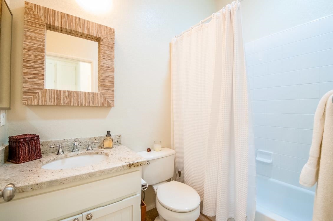 1018 Alexandra Lane Encinitas, CA 92024 - Photo 8 of 18 Gallery Image 8
