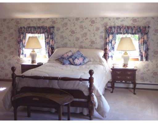3 Dicarlo Road Hopkinton, MA 01748 - Photo 14 of 24 Gallery Image 14