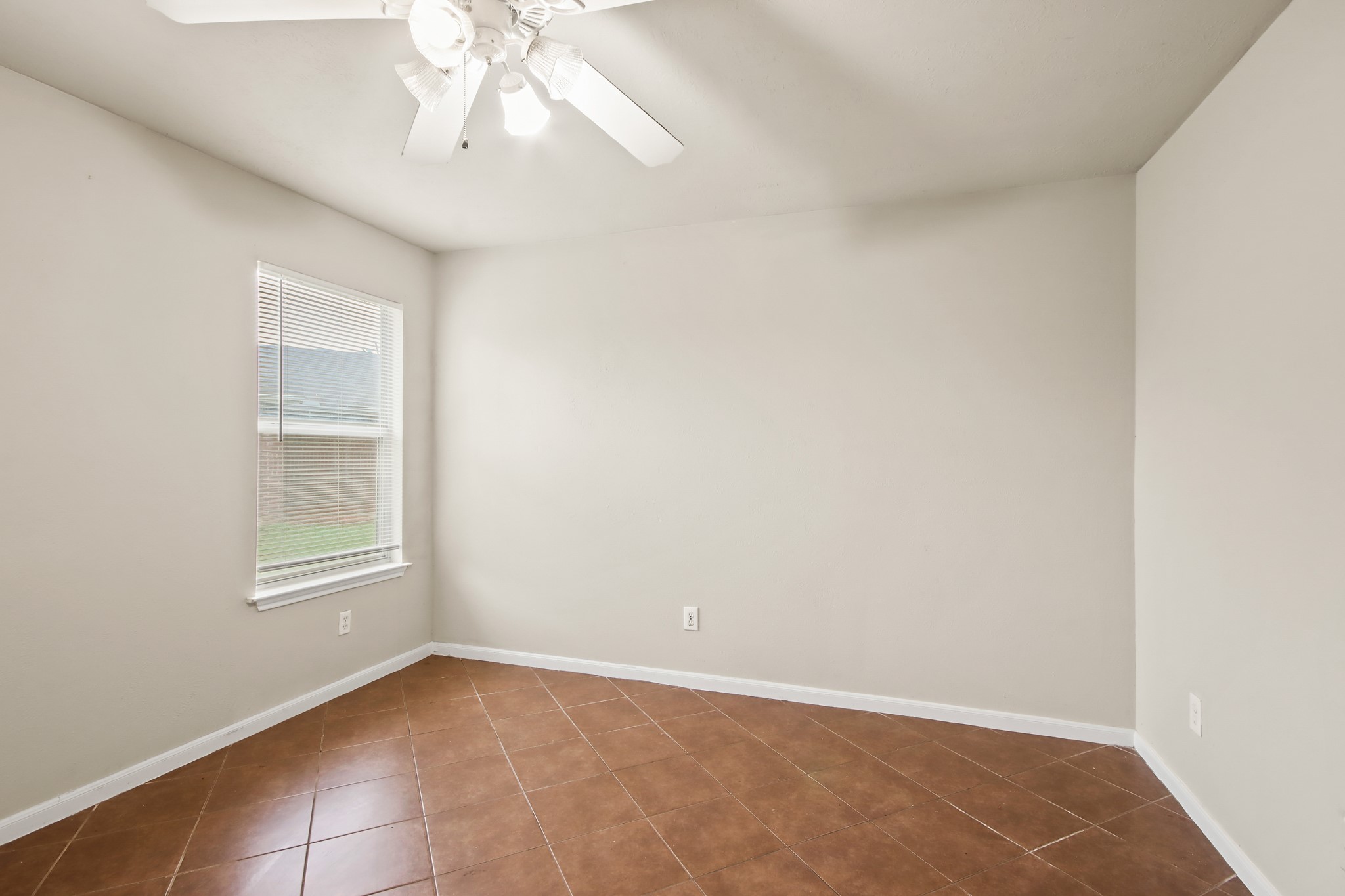807 Sycamore Ridge Lane Houston, TX 77073 - Photo 8 of 18 Gallery Image 8
