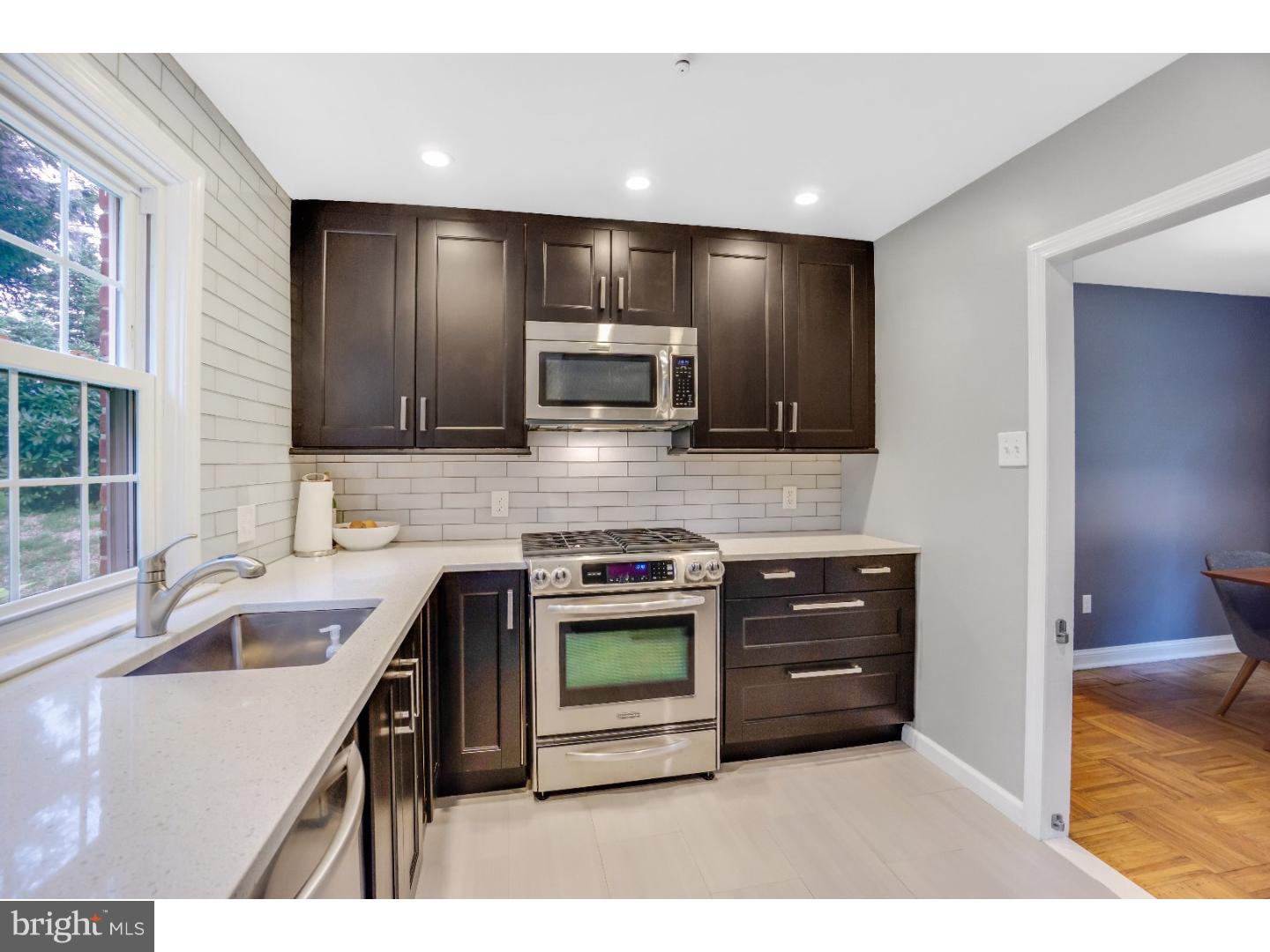 318 Glen Ridge Road Havertown, PA 19083 - Photo 8 of 25 Kitchen