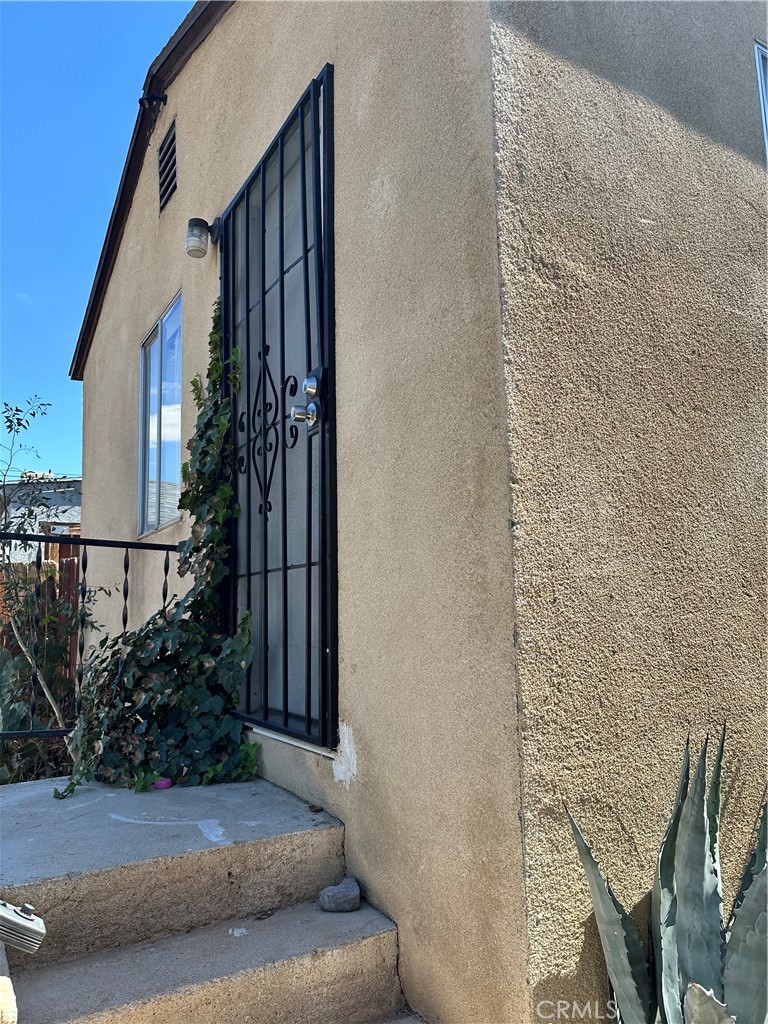 851 Flora Street Barstow, CA 92311 - Photo 7 of 11