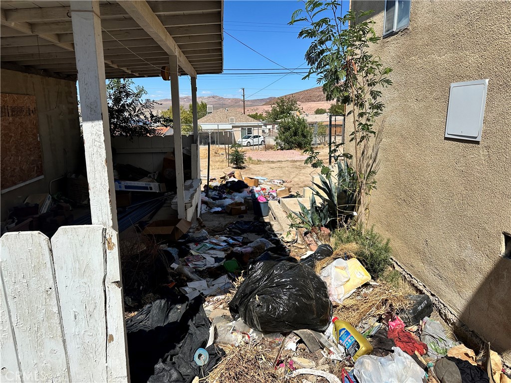 851 Flora Street Barstow, CA 92311 - Photo 9 of 11