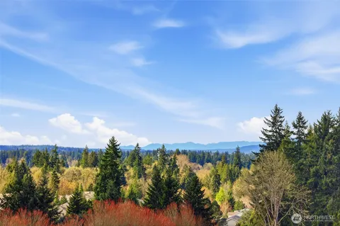$559,900 | 784 Freedom Court Southeast, Port Orchard, WA 98366