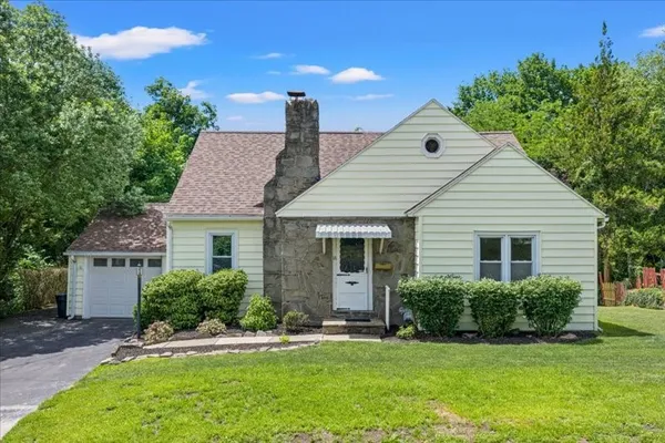 $199,900 | 15 Virginia Avenue, Endicott, NY 13760