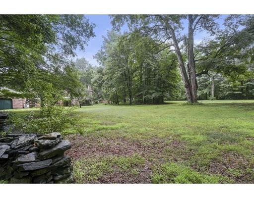 499 Sterling Road Lancaster, MA 01523 - Photo 7 of 34