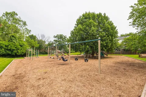 $850,000 | 13214 Stone Heather Drive, Herndon, VA 20171