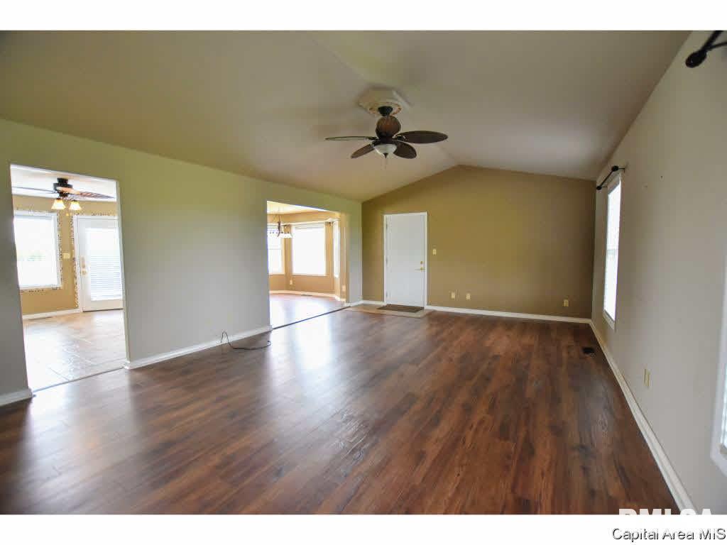 884 Water Tower Road Jacksonville, IL 62650 - Photo 11 of 36