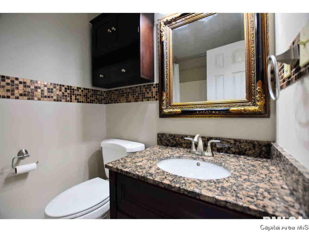 884 Water Tower Road Jacksonville, IL 62650 - Photo 23 of 36