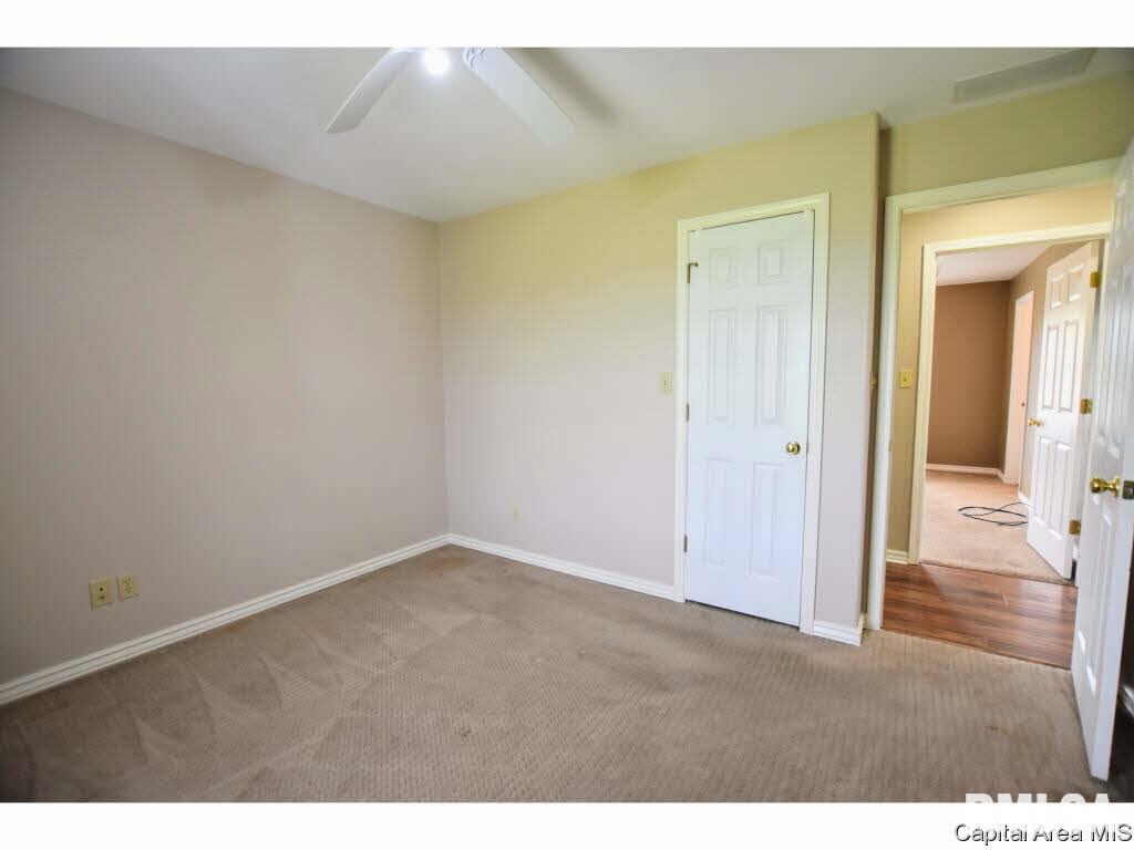 884 Water Tower Road Jacksonville, IL 62650 - Photo 31 of 36