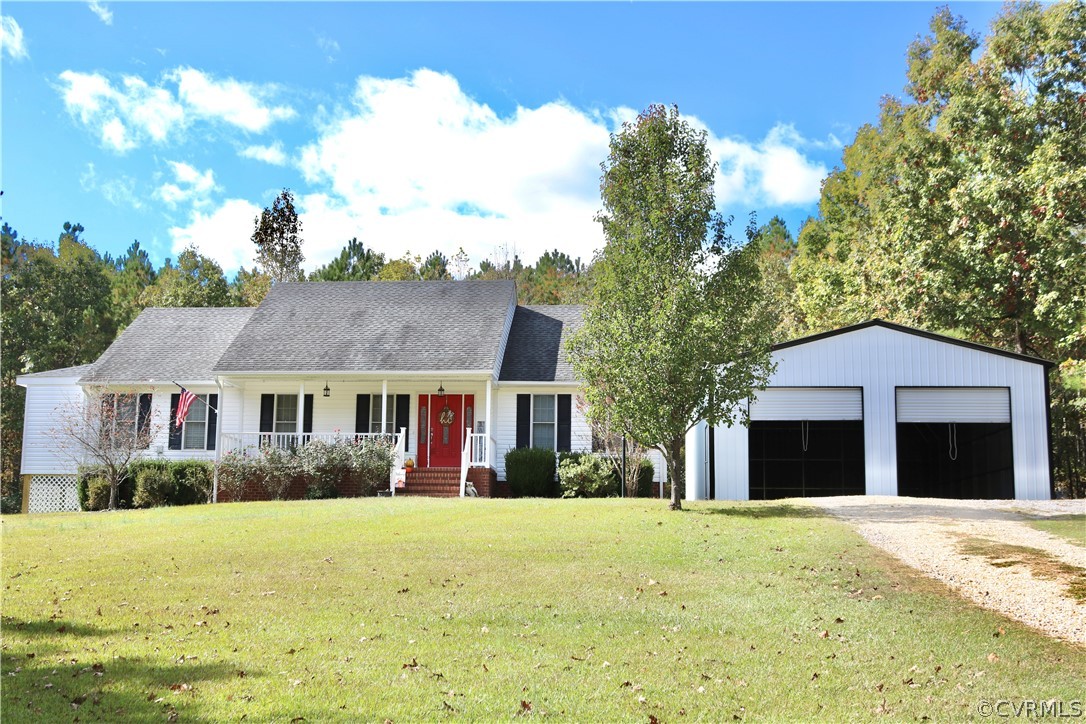 20434 Horseshoe Road Carson, VA 23830 - Photo 2 of 28 front view of a house with a yard