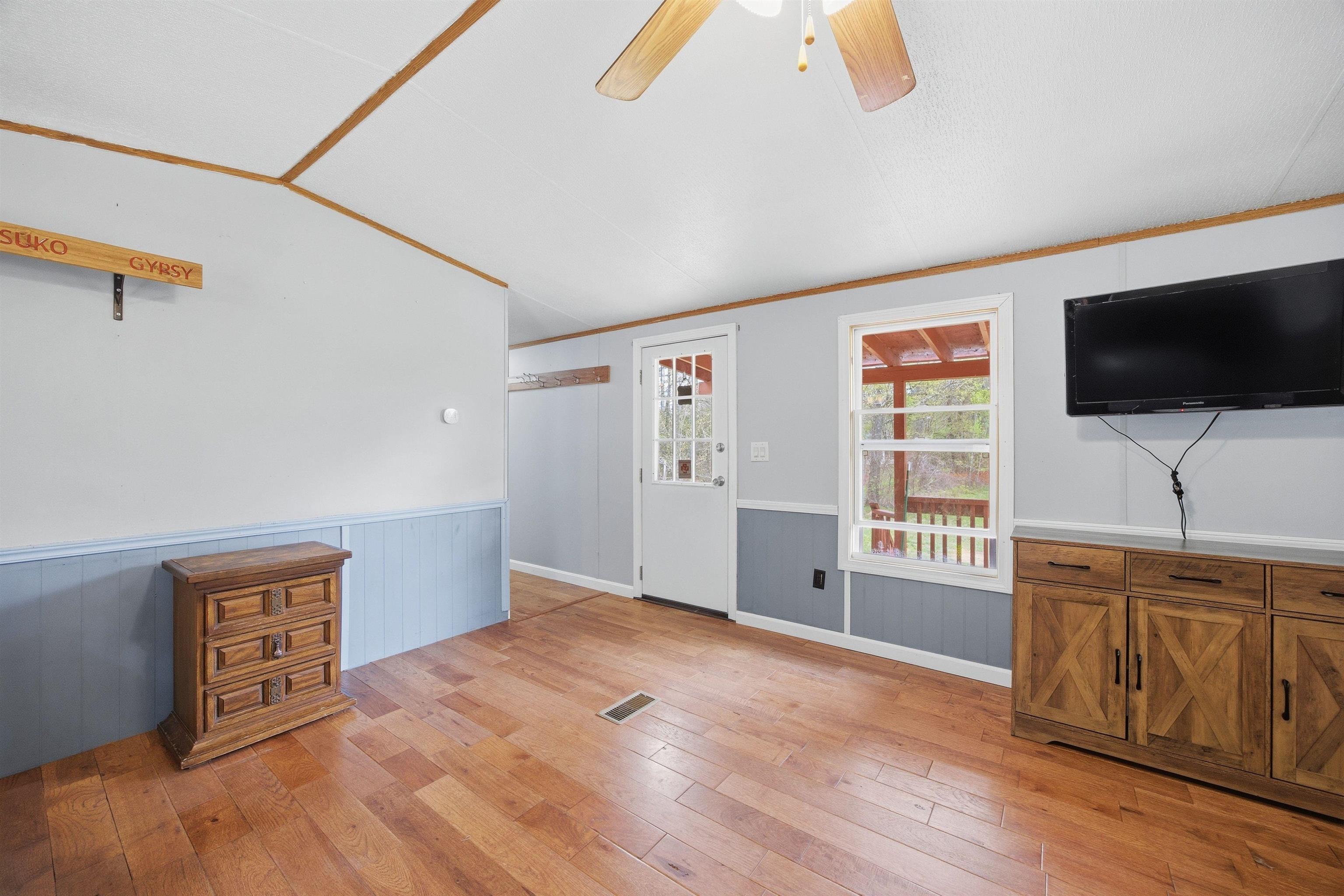 215 Leavitt Road Pittsfield, NH 03263 - Photo 11 of 34 Gallery Image 11
