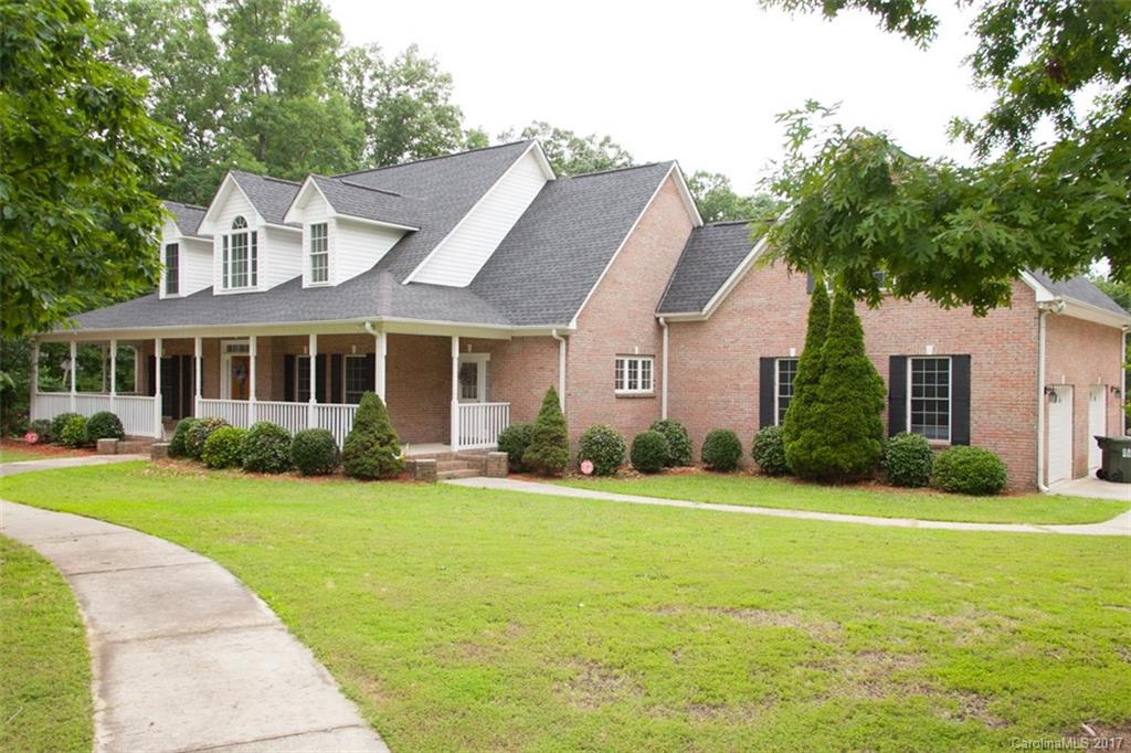 112 Generals Way Clover, SC 29710 - Photo 1 of 23 Gallery Image 1