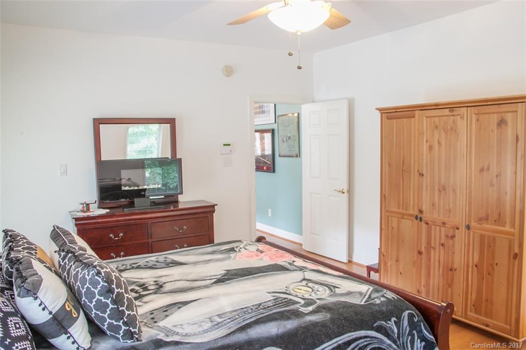112 Generals Way Clover, SC 29710 - Photo 11 of 23 Gallery Image 11