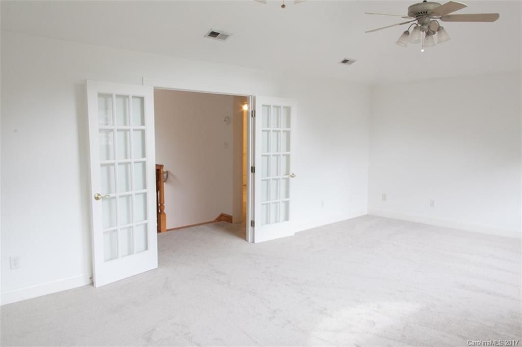 112 Generals Way Clover, SC 29710 - Photo 15 of 23 Gallery Image 15