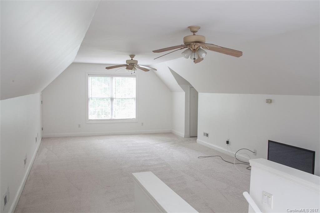 112 Generals Way Clover, SC 29710 - Photo 19 of 23 Gallery Image 19