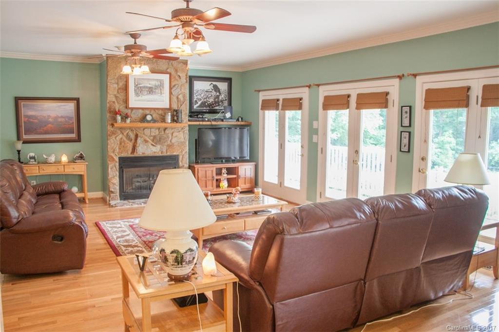 112 Generals Way Clover, SC 29710 - Photo 7 of 23 Gallery Image 7