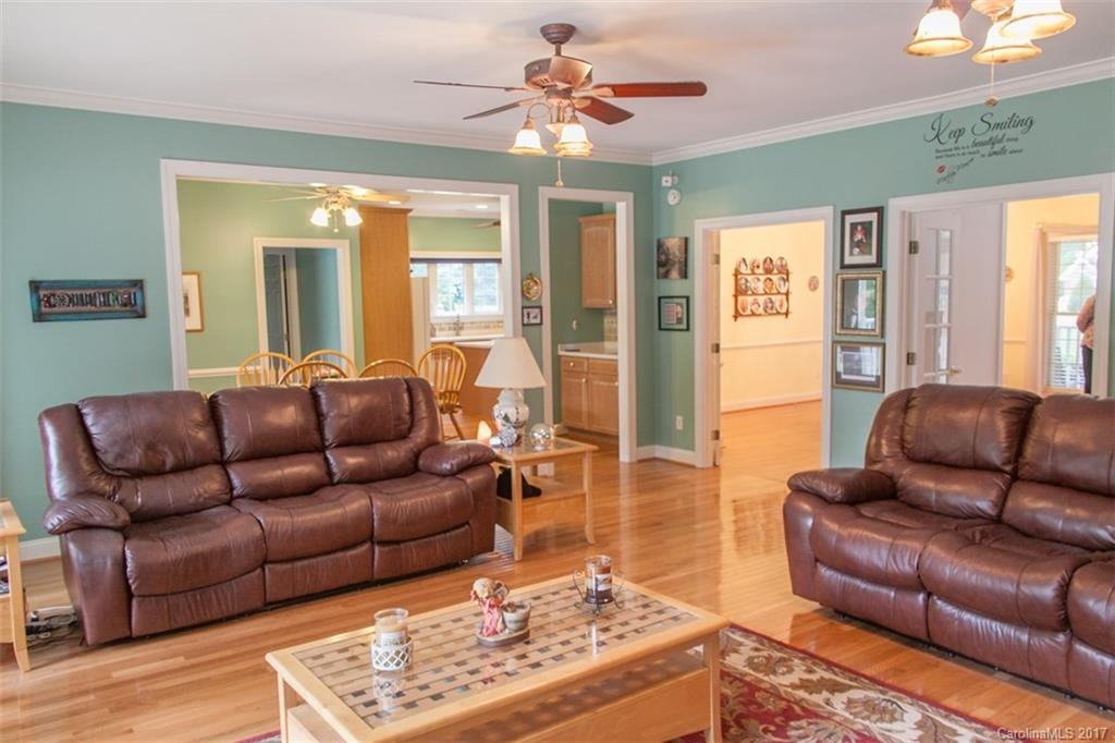 112 Generals Way Clover, SC 29710 - Photo 9 of 23 Gallery Image 9