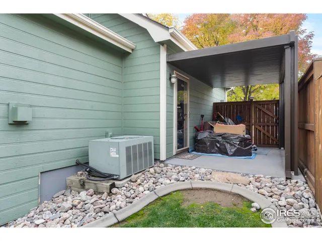 a view of outdoor space and porch