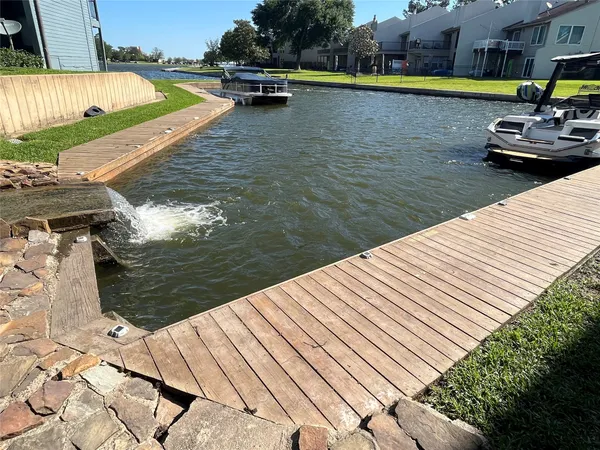 $259,000 | 12500 Melville Drive, Unit B313, Montgomery, TX 77356