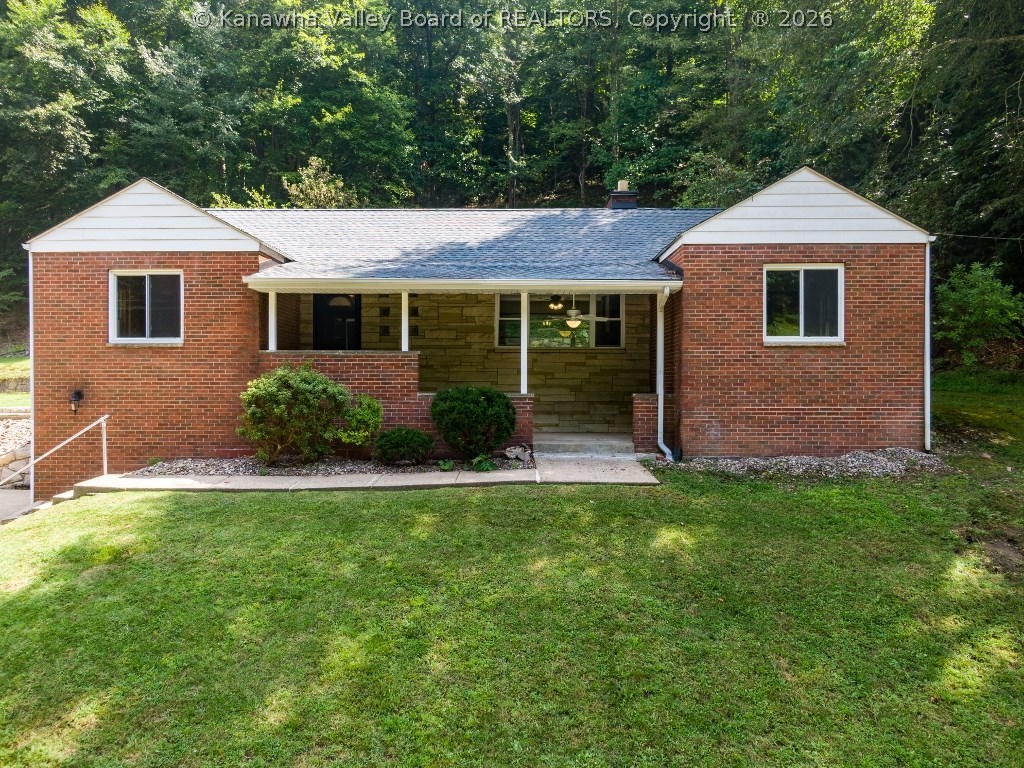 848 Chappell Road Charleston, WV 25304 - Photo 2 of 29 Gallery Image 2