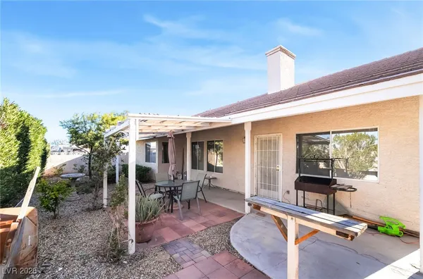 $452,500 | 290 Grand Teton Drive, Henderson, NV 89074