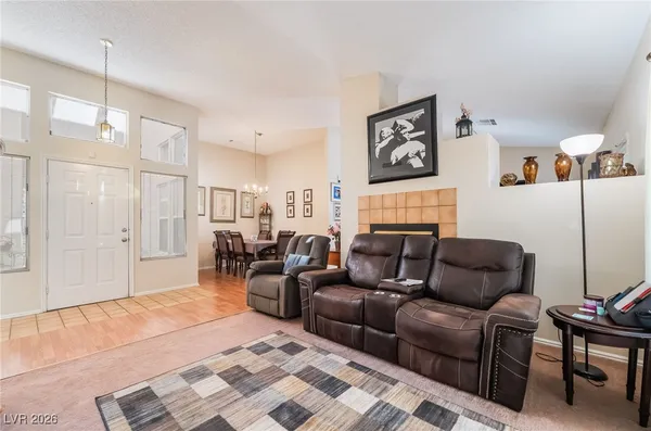 $452,500 | 290 Grand Teton Drive, Henderson, NV 89074