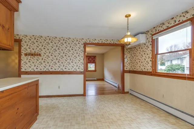 $525,000 | 380 Woodcrest Court, Manchester, NH 03109