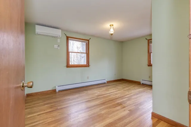 $525,000 | 380 Woodcrest Court, Manchester, NH 03109