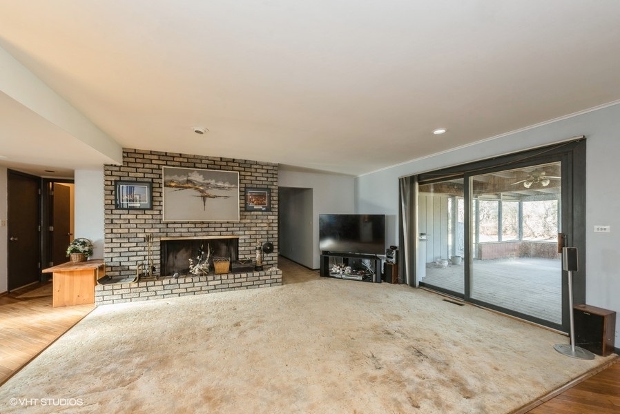 2602 Knob Hill Road Johnsburg, IL 60051 - Photo 5 of 23 Gallery Image 5