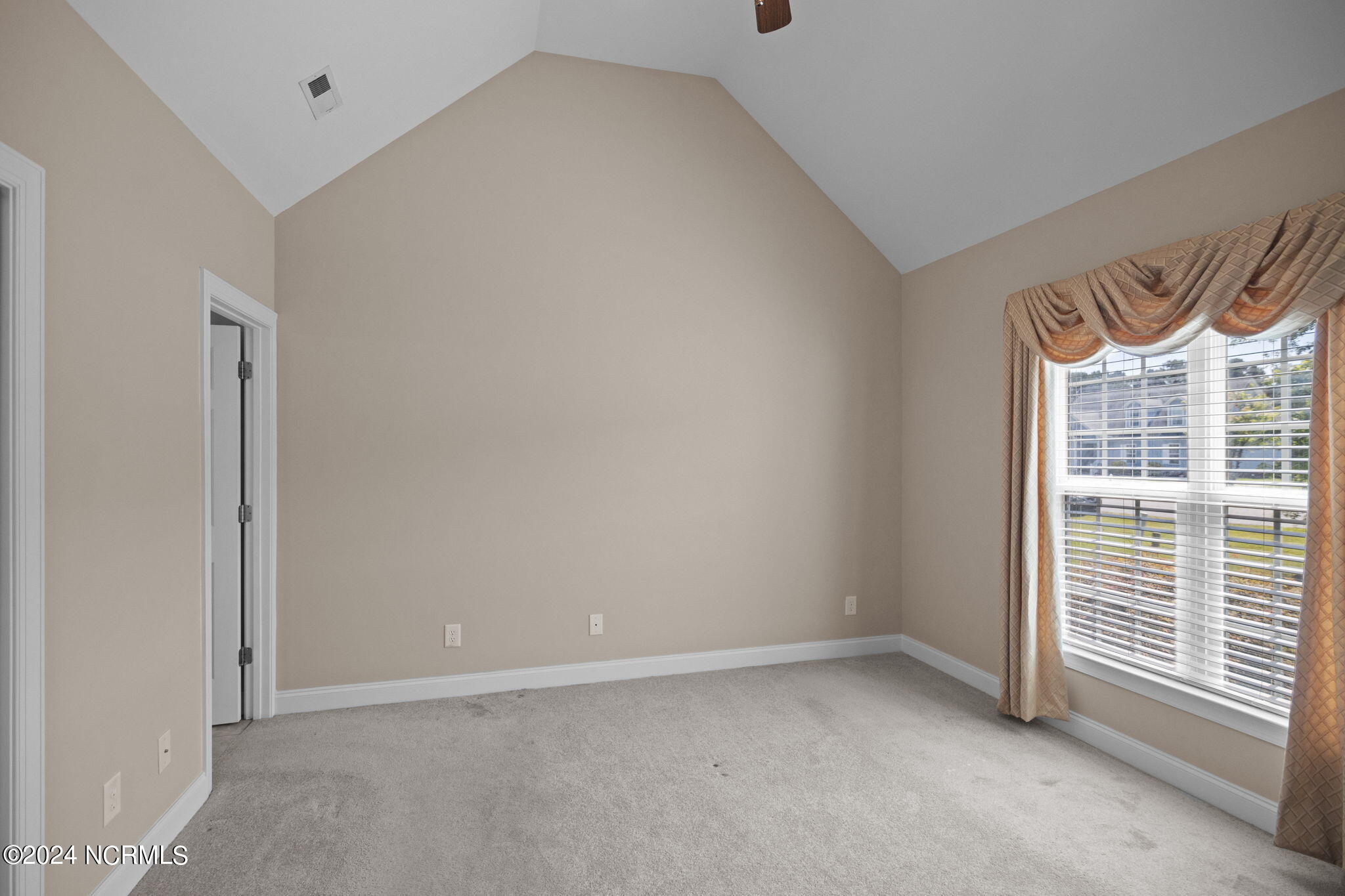 412 Northgate Drive Washington, NC 27889 - Photo 14 of 43 14-web-or-mls-BLS_0012