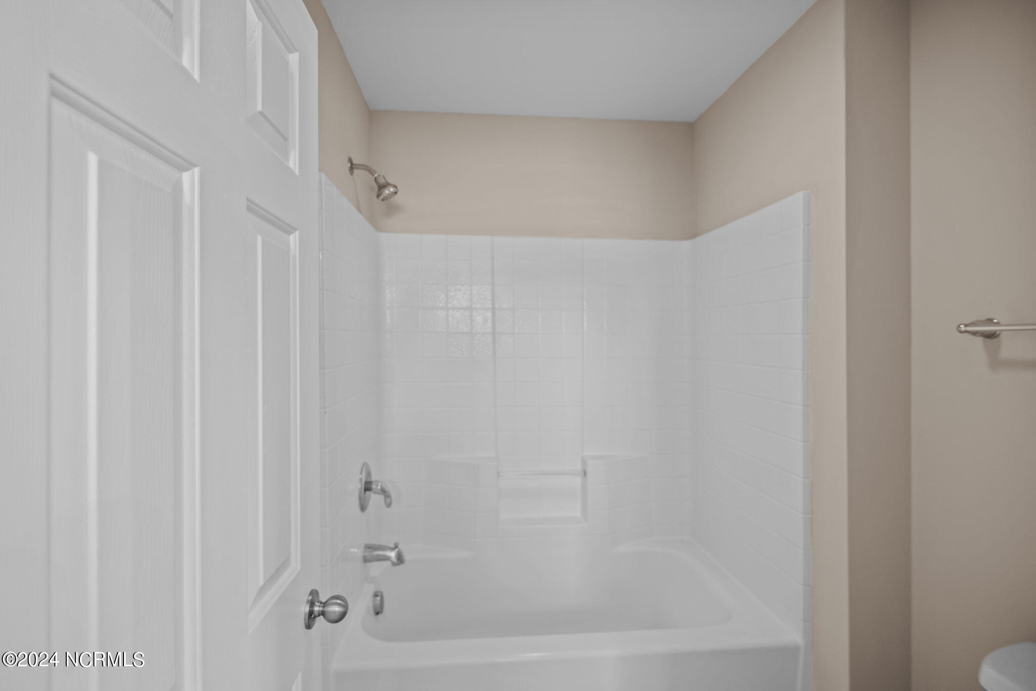 412 Northgate Drive Washington, NC 27889 - Photo 19 of 43 19-web-or-mls-BLS_0027