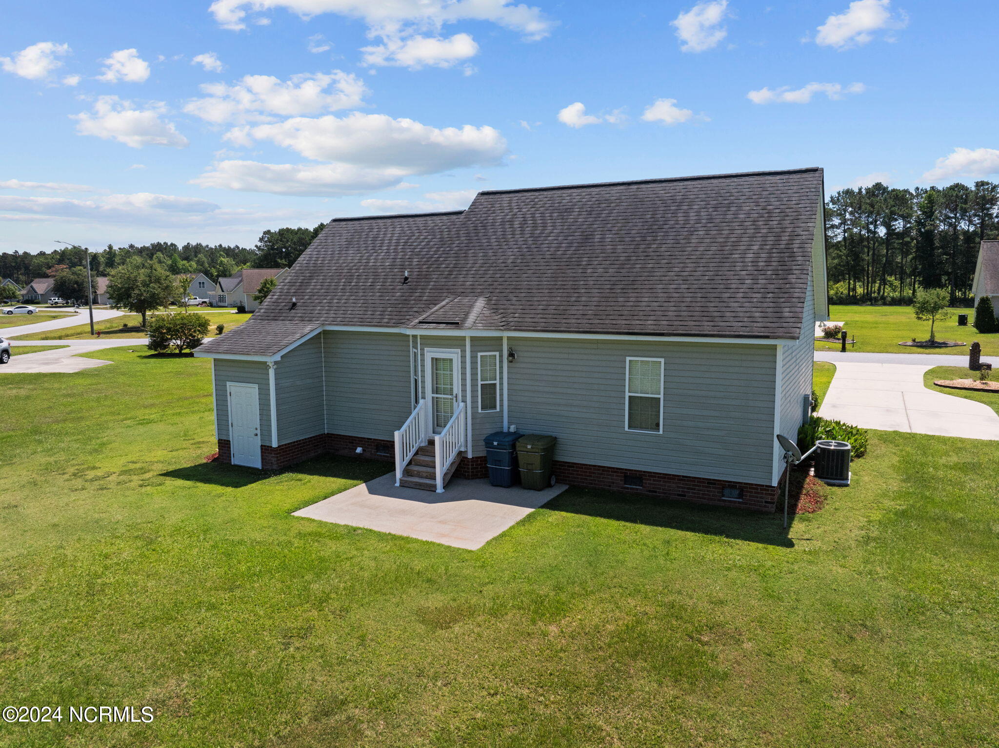 412 Northgate Drive Washington, NC 27889 - Photo 36 of 43 36-web-or-mls-DJI_0420
