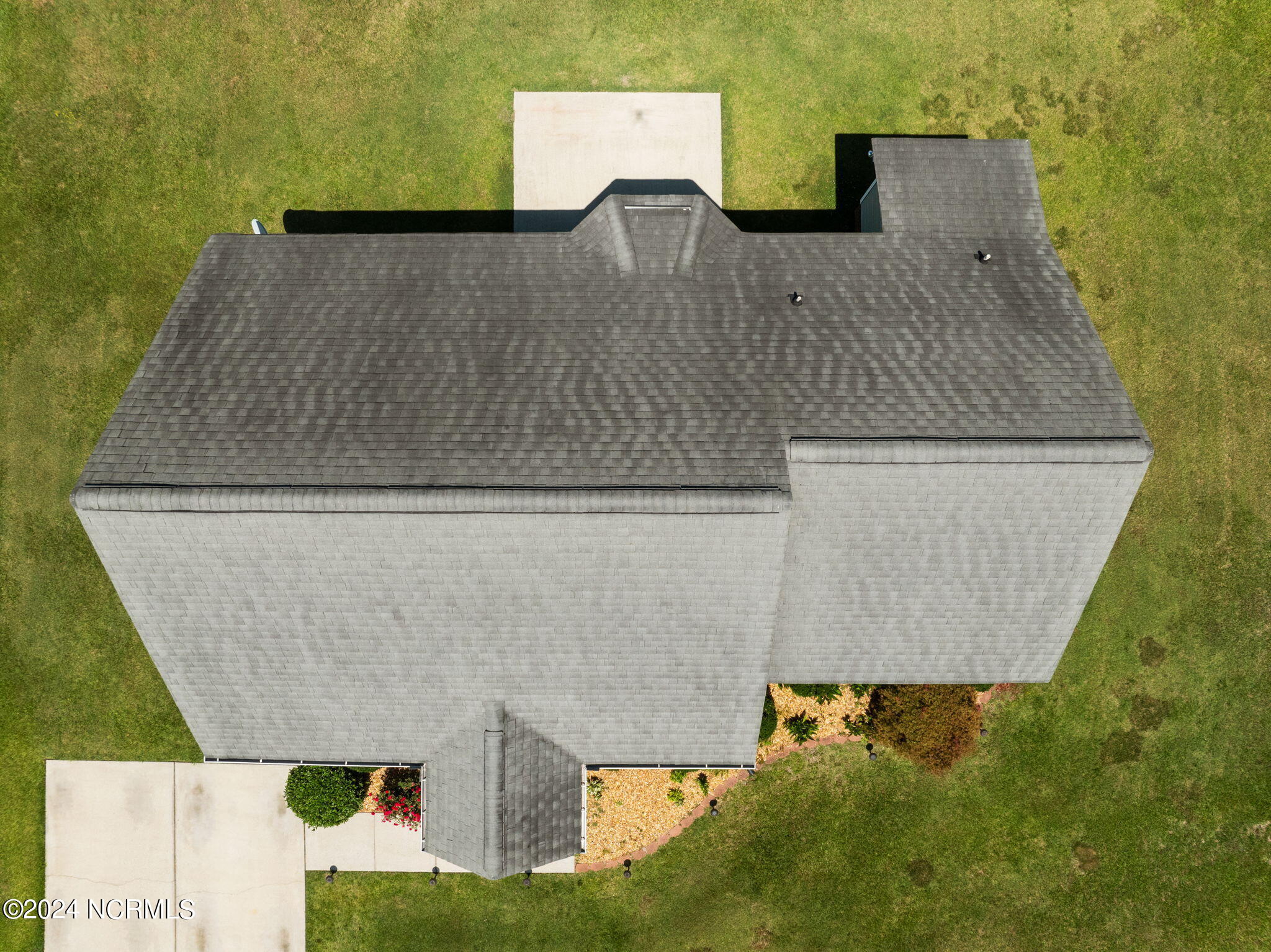 412 Northgate Drive Washington, NC 27889 - Photo 39 of 43 39-web-or-mls-DJI_0423