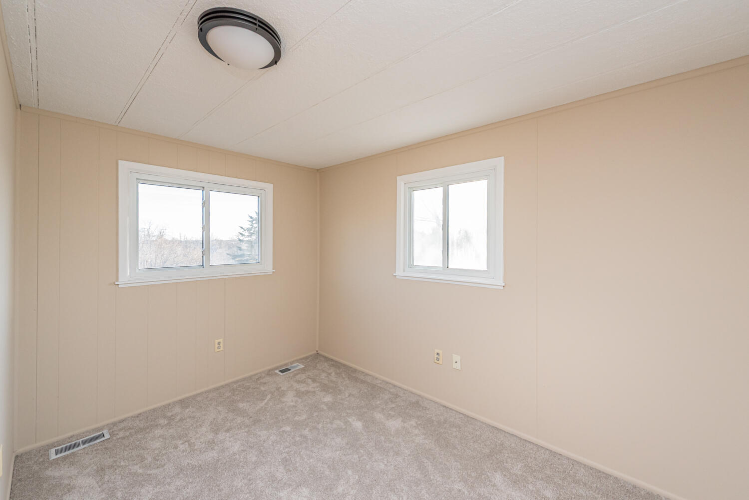 19820 Ivey Road Chelsea, MI 48118 - Photo 22 of 47 _D755854_MLS