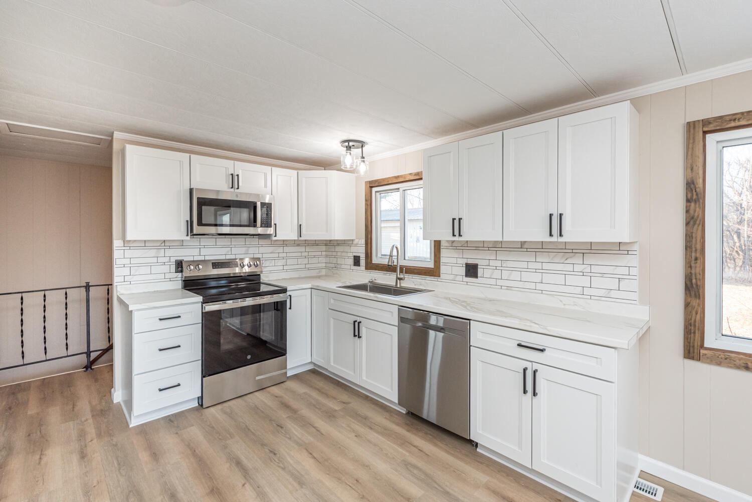 19820 Ivey Road Chelsea, MI 48118 - Photo 7 of 47 _D755756_MLS