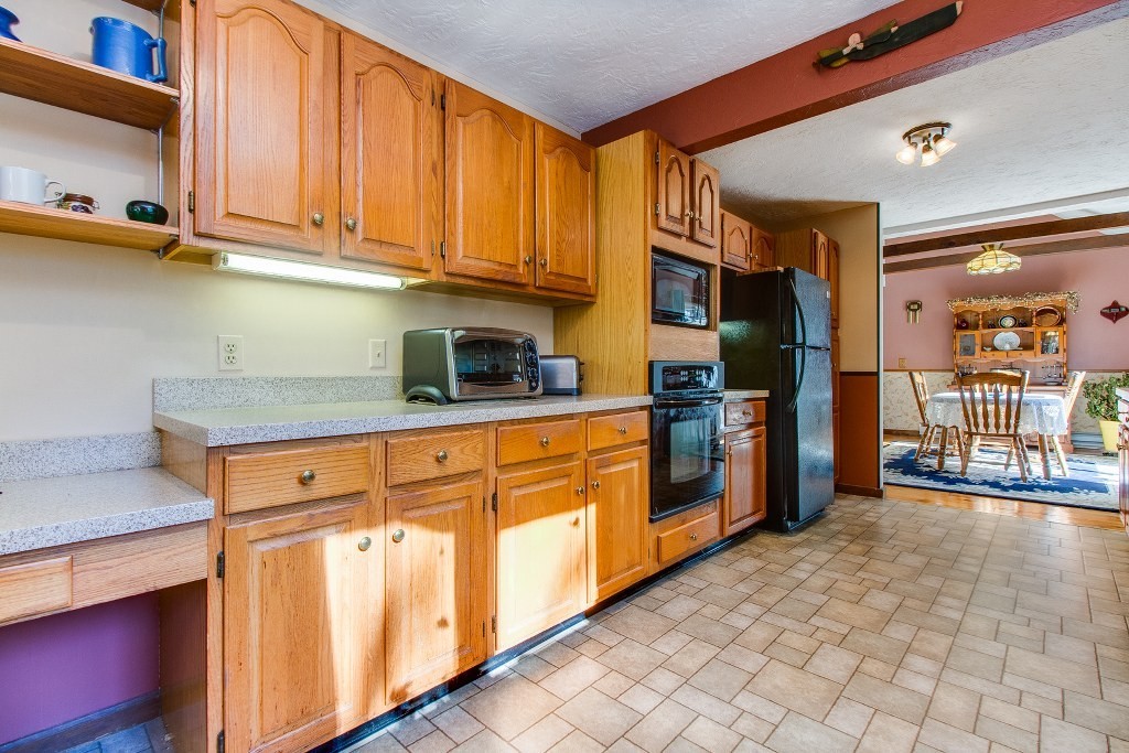 533 Barre Road Oakham, MA 01068 - Photo 9 of 28