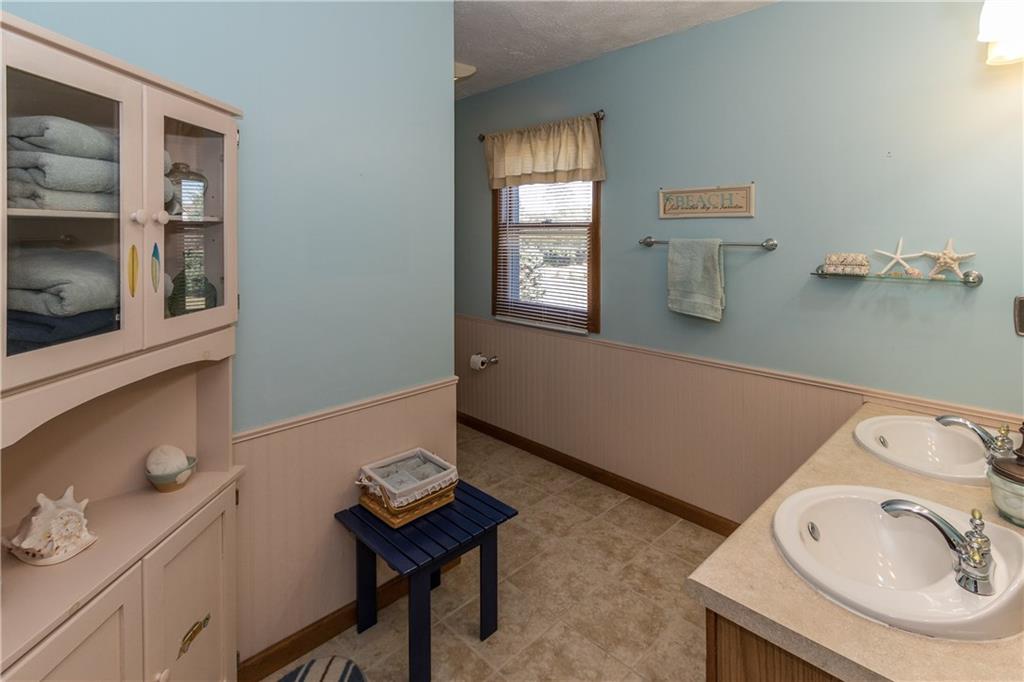 13996 Lantern Road Fishers, IN 46038 - Photo 19 of 26 Gallery Image 19
