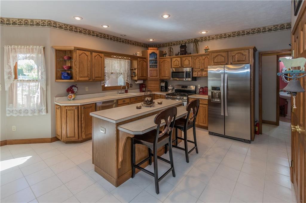 13996 Lantern Road Fishers, IN 46038 - Photo 9 of 26 Gallery Image 9