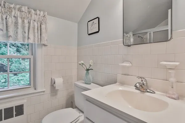 $3,650 | 38 Norwich Circle, Medford, MA 02155