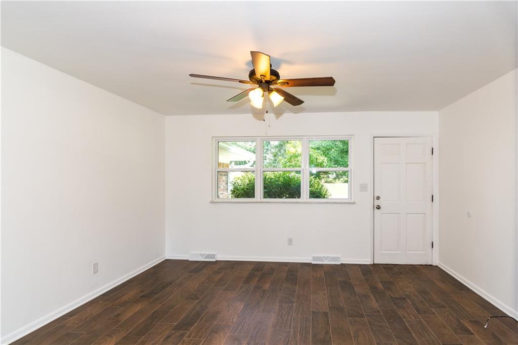 308 Hopkins Road Indianapolis, IN 46229 - Photo 2 of 24 Gallery Image 2
