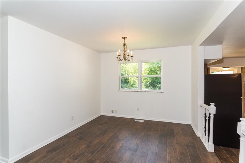 308 Hopkins Road Indianapolis, IN 46229 - Photo 4 of 24 Gallery Image 4