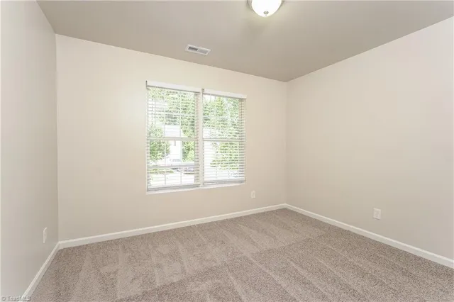 $1,740 | 1209 Maury Lane, Greensboro, NC 27401