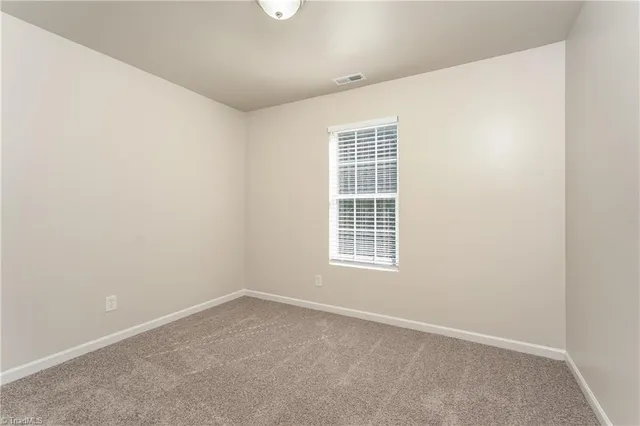 $1,740 | 1209 Maury Lane, Greensboro, NC 27401