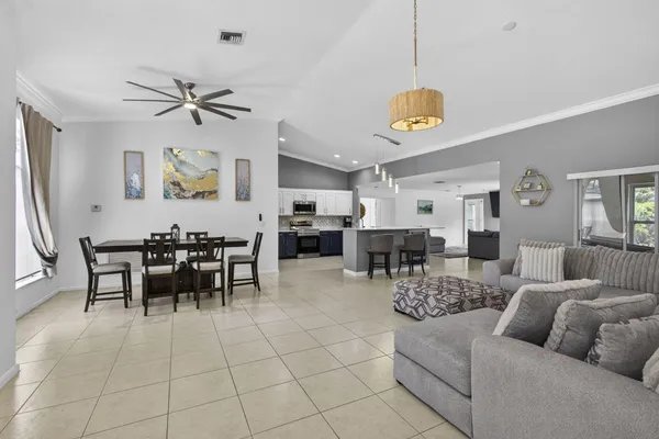 $3,550 | 16931 78th Road North, Loxahatchee, FL 33470