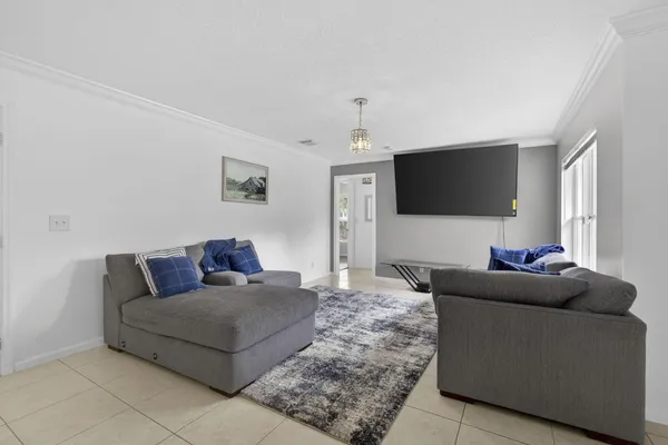 $3,550 | 16931 78th Road North, Loxahatchee, FL 33470