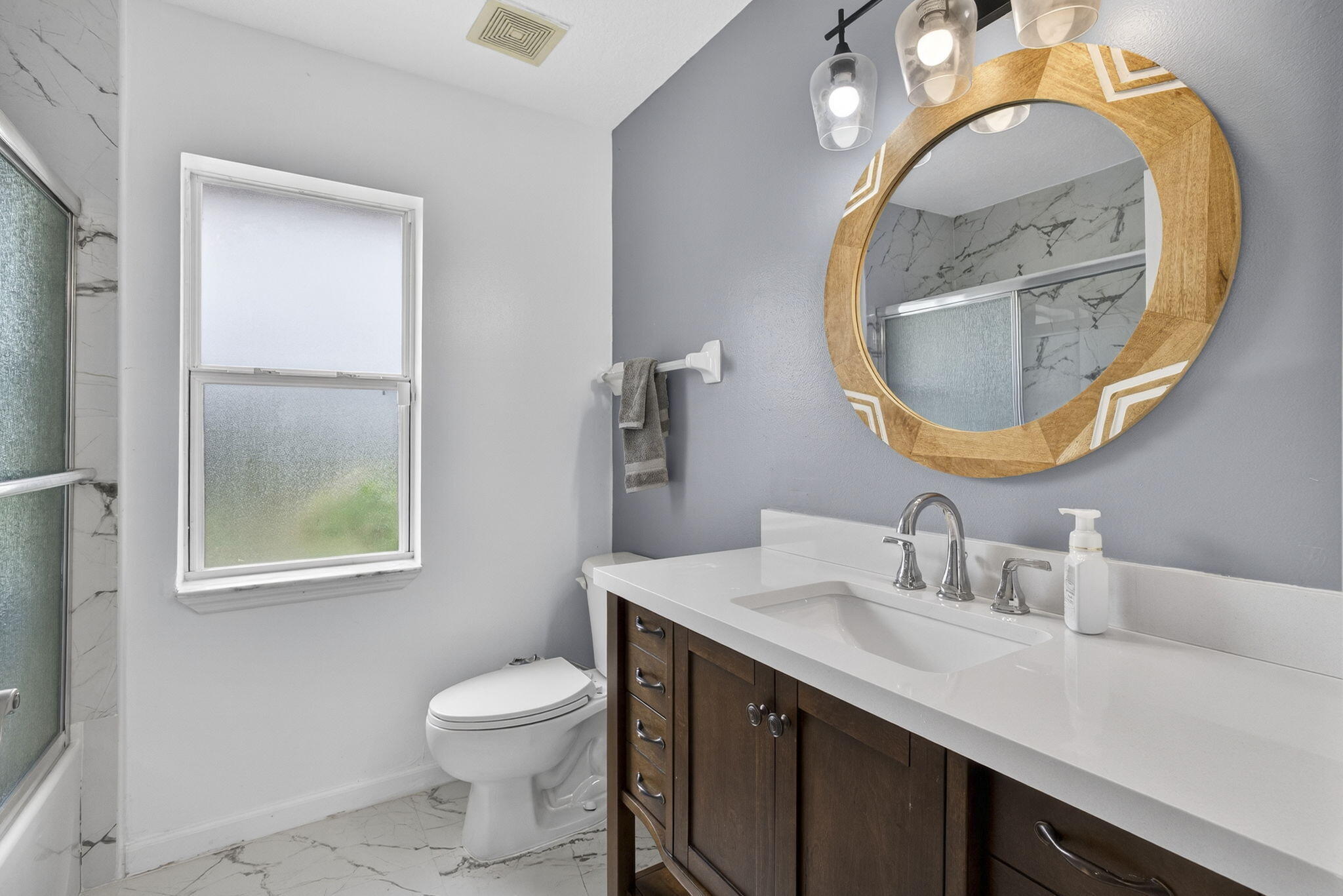 16931 78th Road North Loxahatchee, FL 33470 - Photo 5 of 12 Updated Bathroom