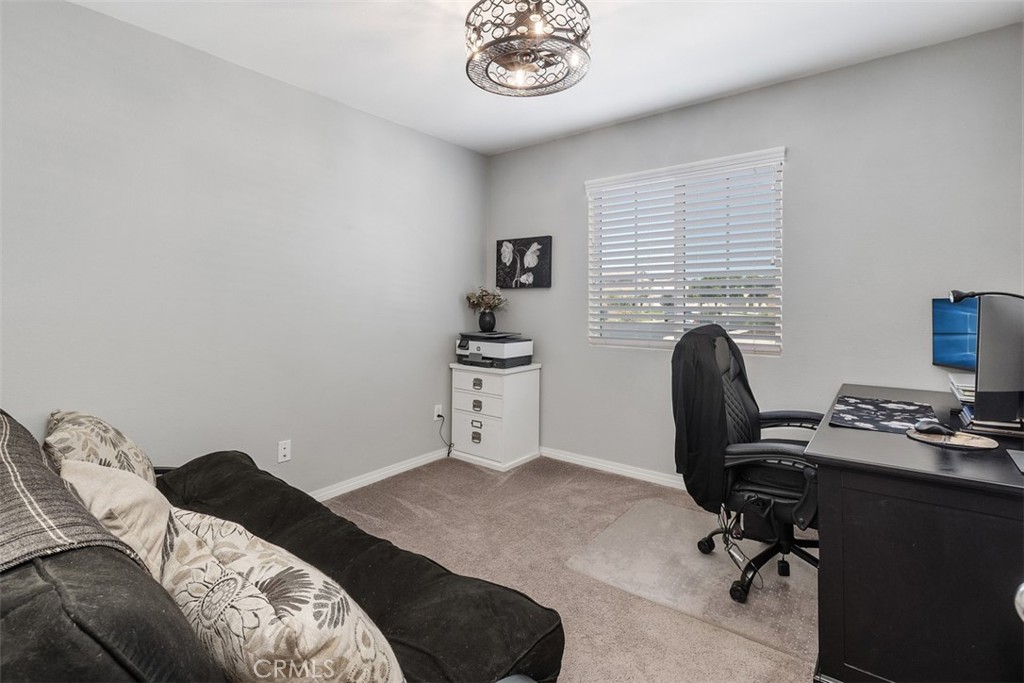 32225 Rambling Court Winchester, CA 92596 - Photo 10 of 27 Gallery Image 10