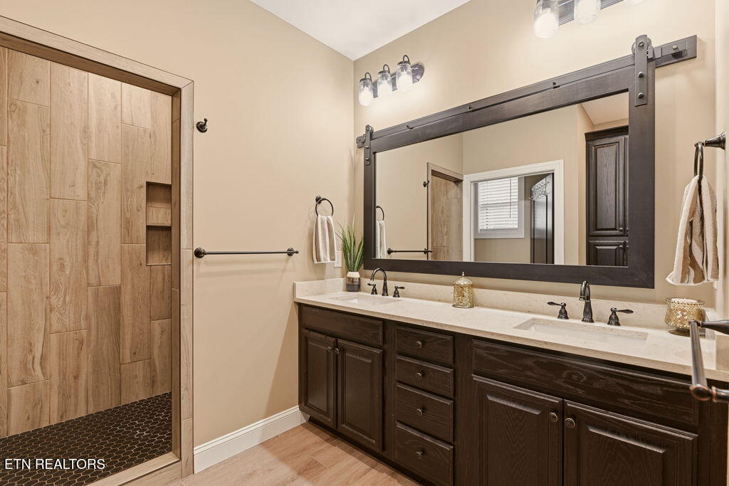 1159 Emory Heights Road Lancing, TN 37770 - Photo 19 of 59 master bath