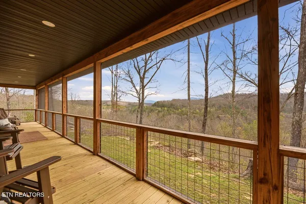 $589,000 | 1159 Emory Heights Road, Lancing, TN 37770